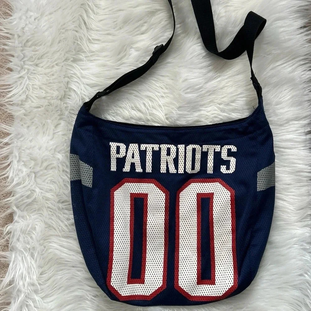 New England Patriots mesh tote, adjustable bag, red, white, and blue football